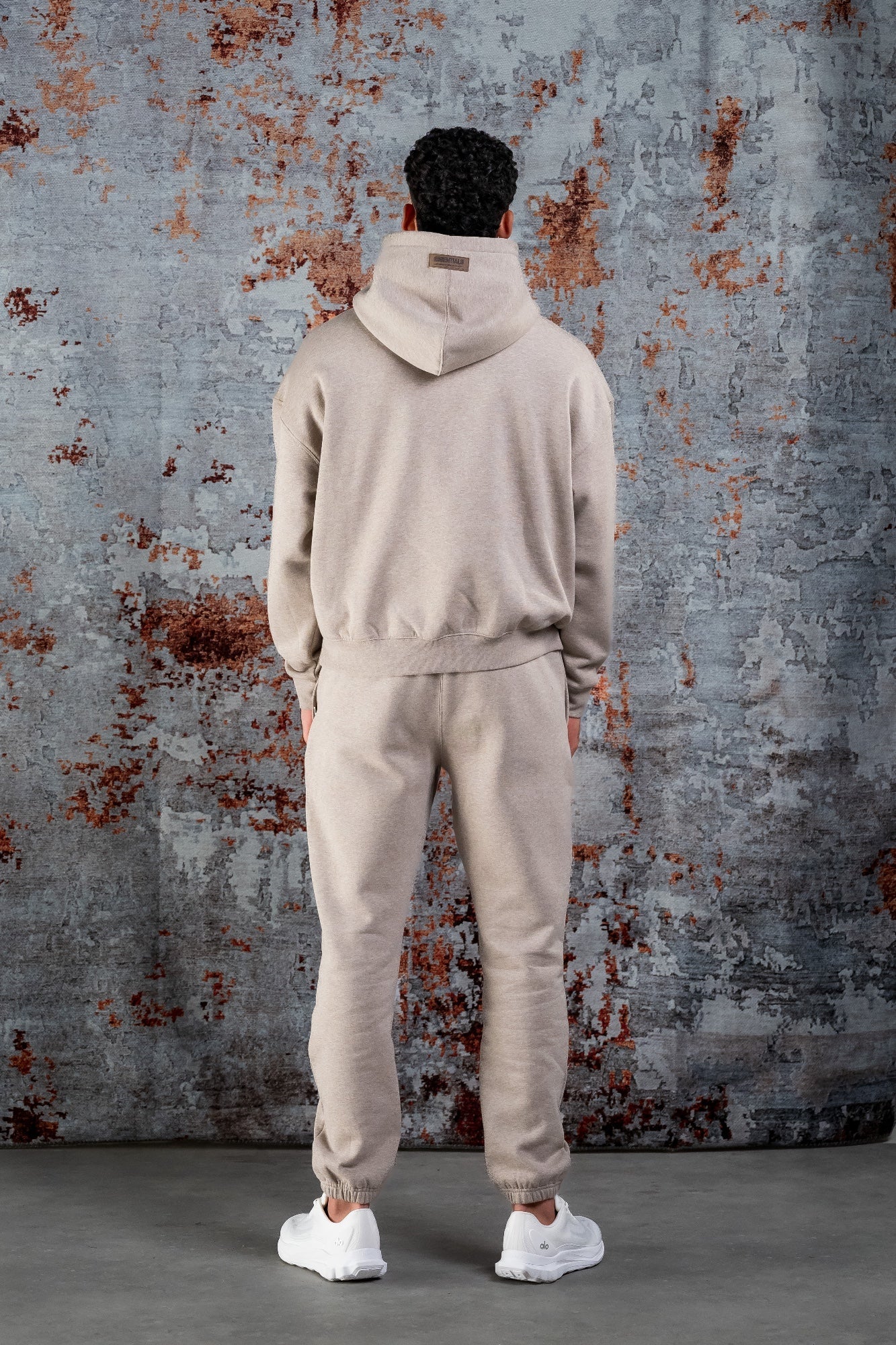 Essentials BASIC CURVE TRACKSUIT - DARK BEIGE
