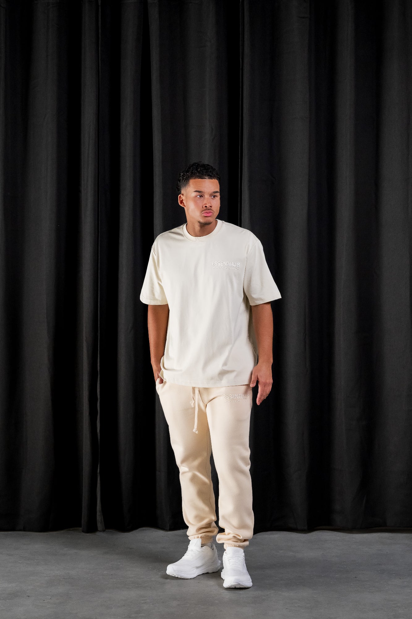 Essentials BASIC SHIRT – BEIGE