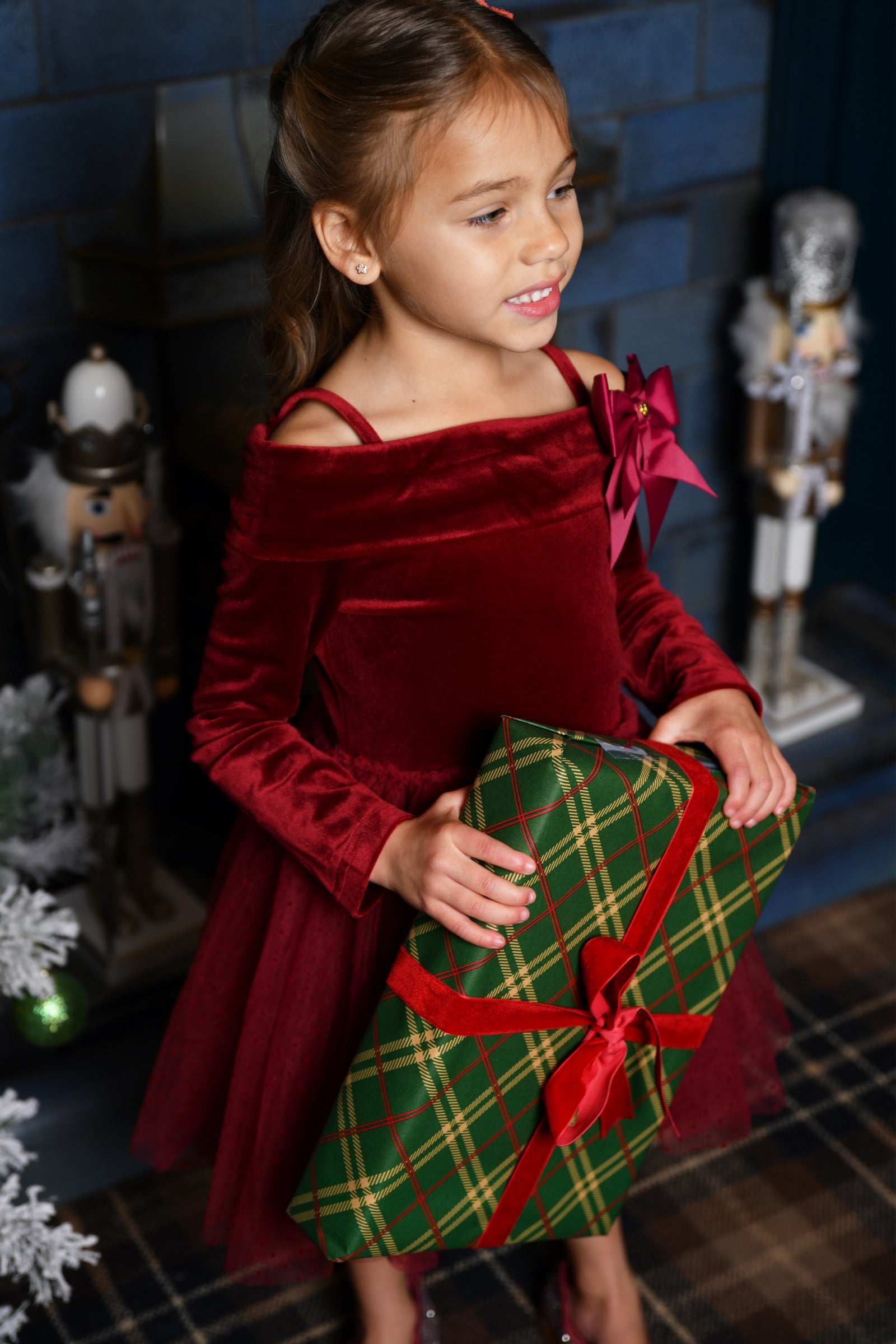 Angel's Face Hepburn jurk donkerrood, beeld 2 – designer kinderkleding | Niñoz Almere