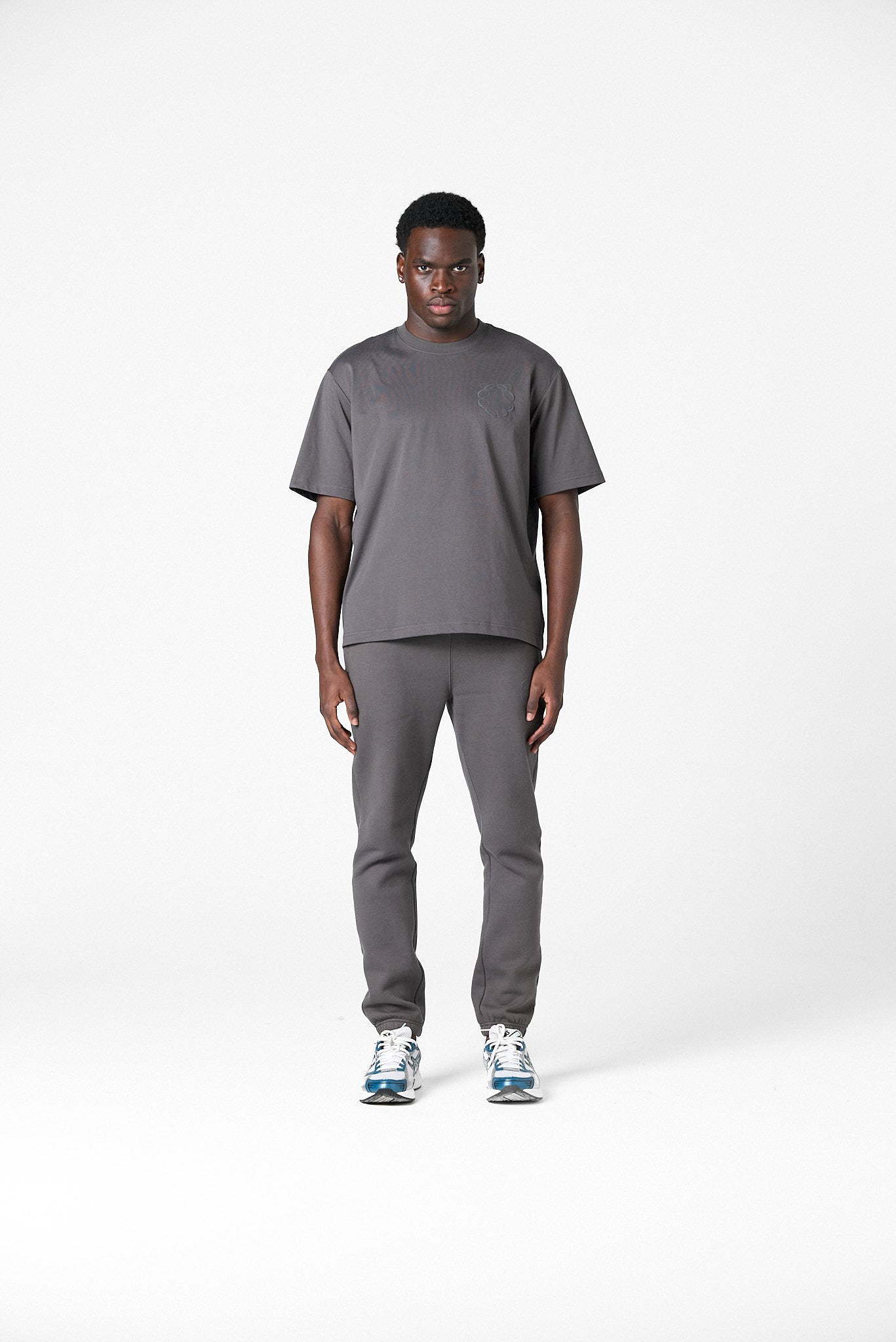 CLASSIC LOGO SHIRT - DARK GREY
